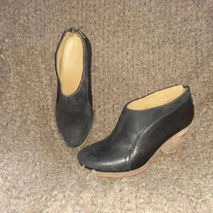 J. BRAND Shoes-Lucia Black Leather Ankle Booties